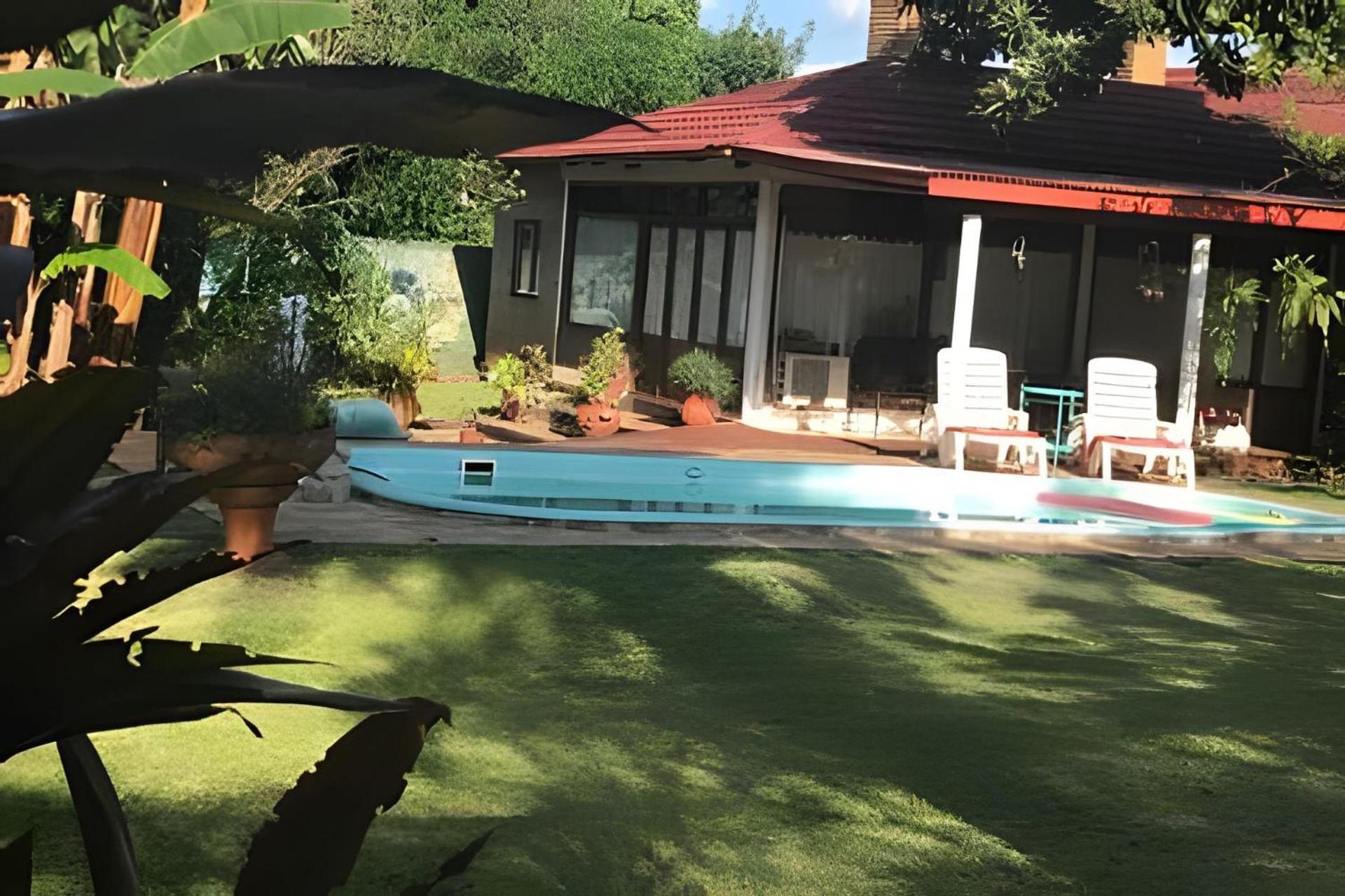 Cabanas Con Piscina En La Entrada De Obera Exterior photo